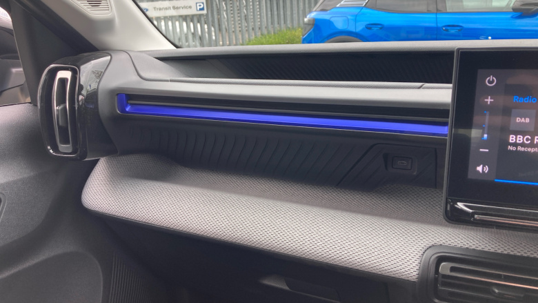 Citroen C3 83kW Plus 44kWh 5dr Auto Electric Hatchback